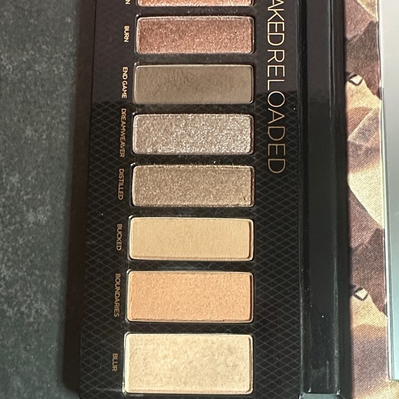 Urban Decay Naked Reloaded Palette with Gold and Brown Hues - Picture 8 of 9